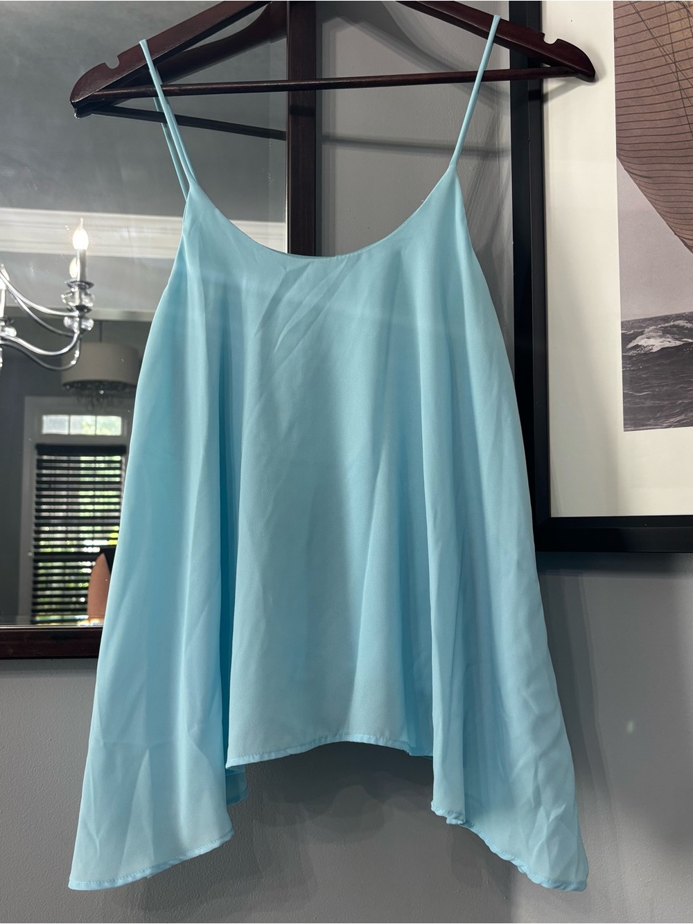 Pixi & Ivy Spaghetti Strap Flowing Cami Top, M